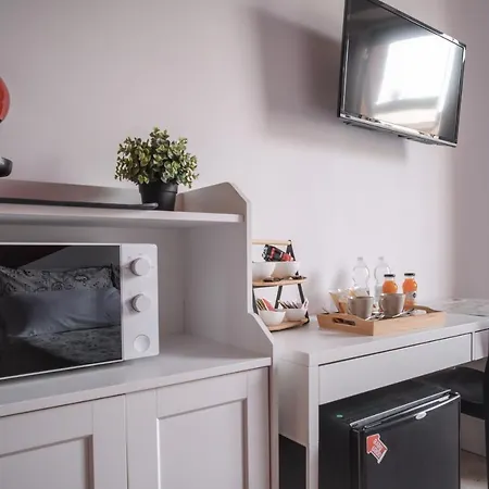 Bed and Breakfast Vatican Stories 4*