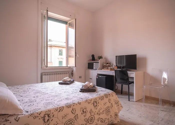 Bed and Breakfast Vatican Stories 4*
